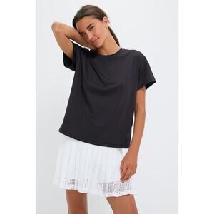 TUCKERNUCK SPORT Black Short Sleeve Performance Jersey Ryan Boyfriend Tee M NWT